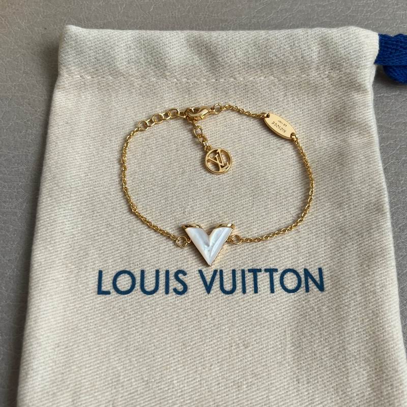 LV Bracelet 04yxh108